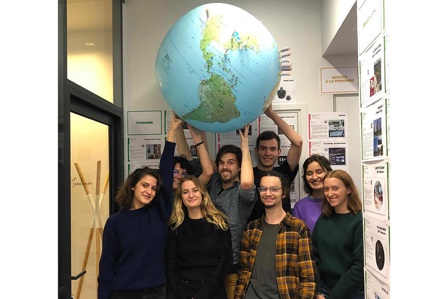 Les étudiants - participants du Onepoint World Tour école de design ; Onepoint World Tour; Onepoint