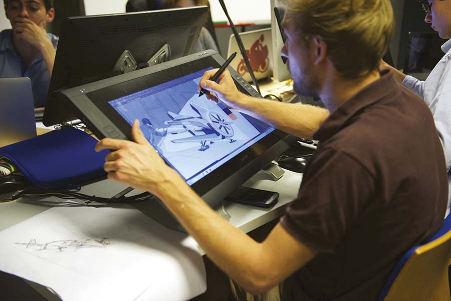 Un Stratos en pleine création école de design ; vie étudiante