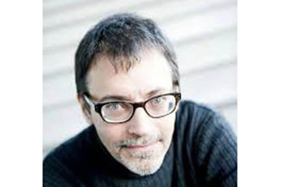 Portrait de Yves Citton ecole design