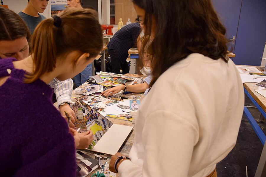 Nos étudiants en pleine production lors du Punch Day Strate, école de design
