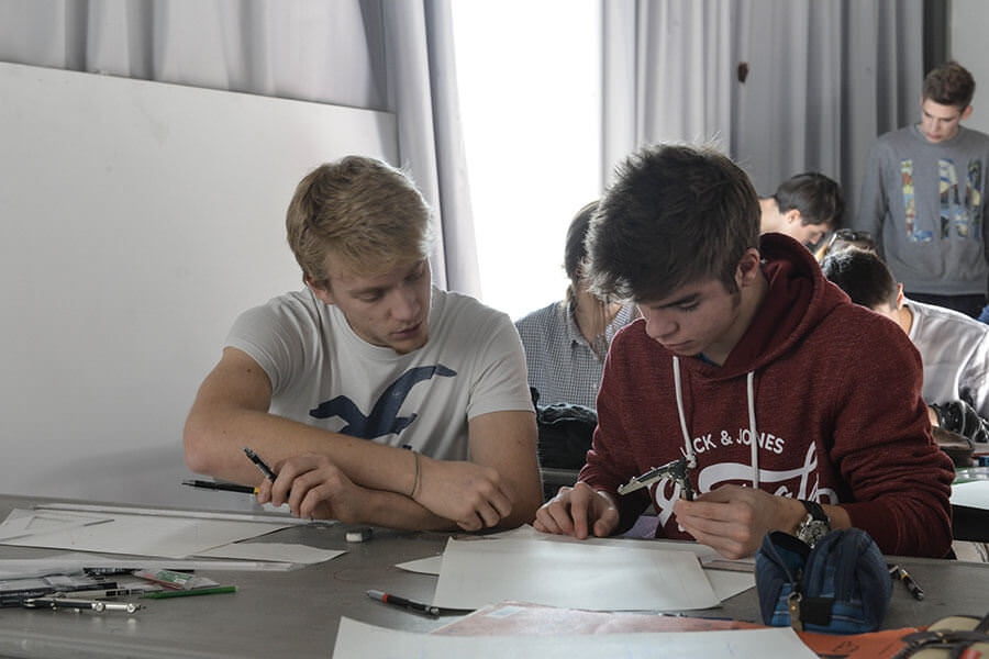 Des participants à nos ateliers ecole design