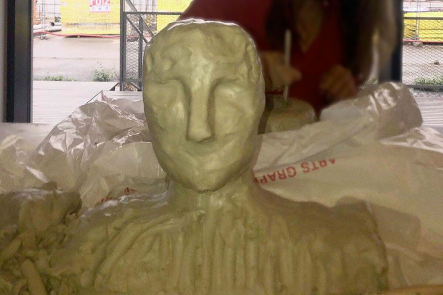 Sculpture en cours de création Strate Lyon, Strate école de design
