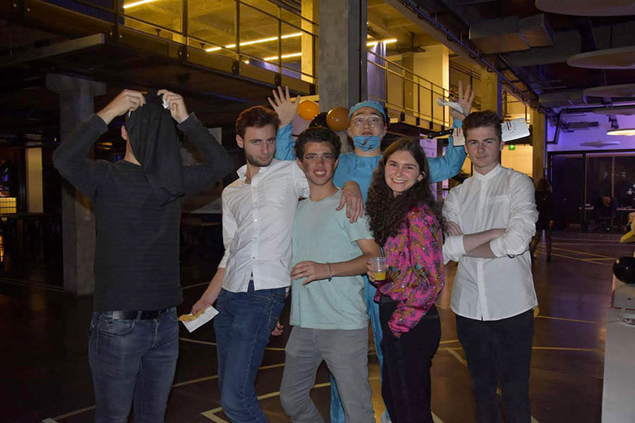 Nos étudiants à la soirée Halloween Ecole de design
