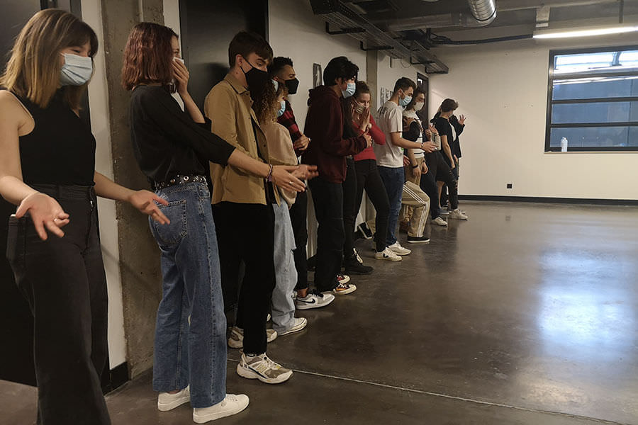 Nos étudiants pendant les ateliers des Cours Florent ecole de design