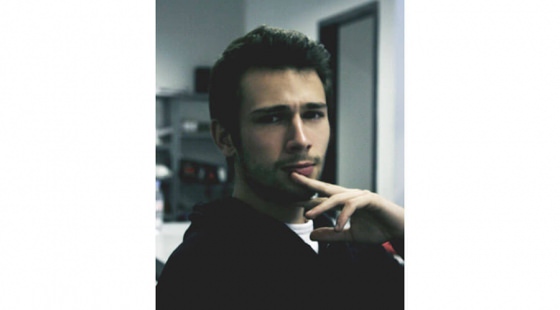 Photo Portrait de Nathan Bouldoires école de design ; témoignage