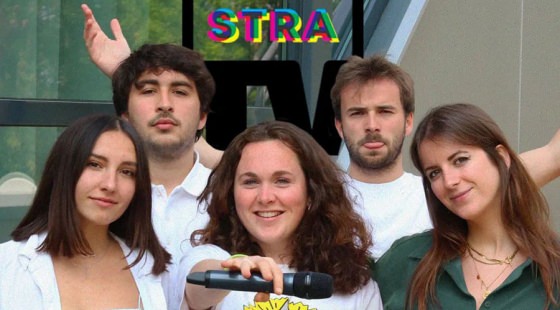 Les membres de Stra'Tv : Manon, Victor, Clara, Edouard et Julie (de gauche à droite) ecole de design